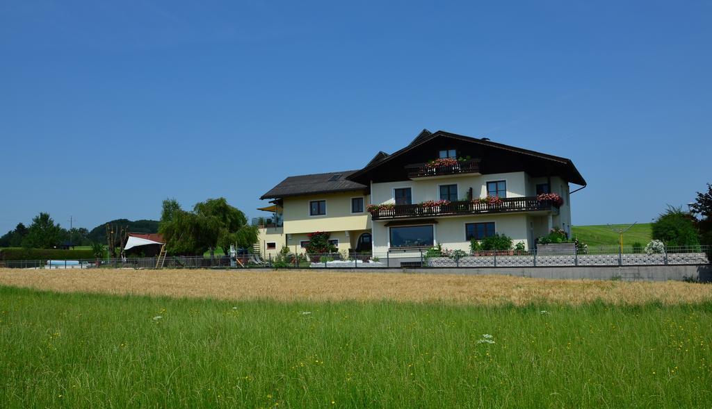 Haus Gruber Hotel Attersee Exterior photo